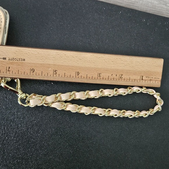 Betsey Johnson Blush Celly Embossed Wallet Wristlet Heart Gem & Chain Strap - Picture 12 of 14